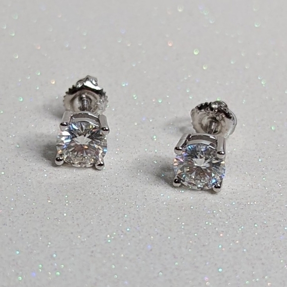 1 Carat Certified Moissanite Round Brilliant 6.5 MM Stud Earrings - Picture 8 of 10